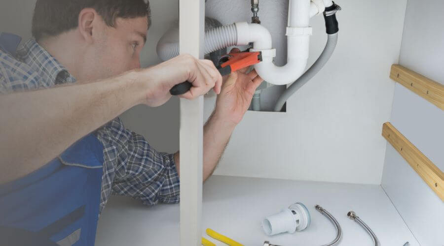 Professional Leak Detection Services in Brooker, FL